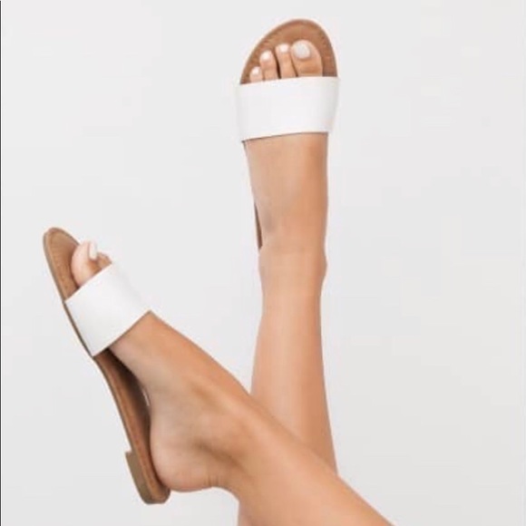 Shoes - White slides 💋💋